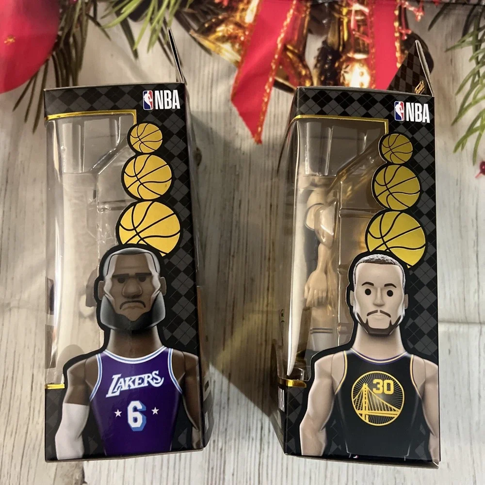 New Funko Pop! Gold NBA Lebron James - Chase Edition,  Stephen Curry 5